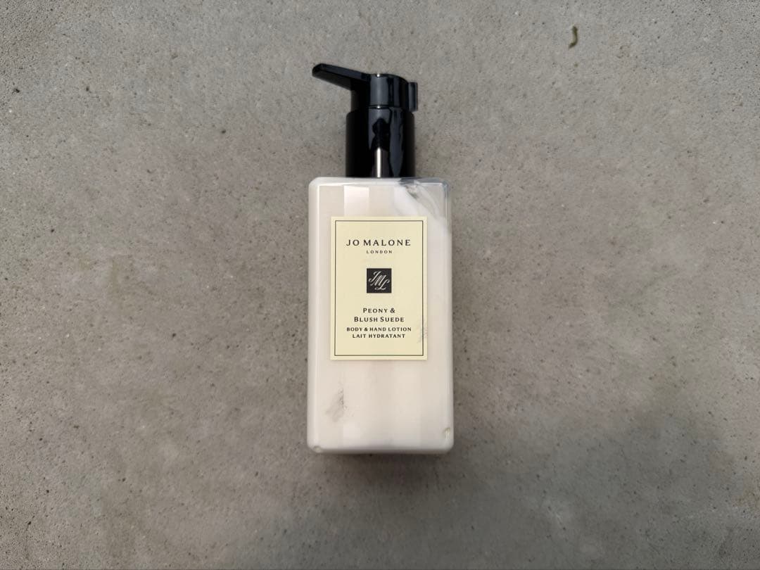 Peony & Blush Suede ボディローション ×2
