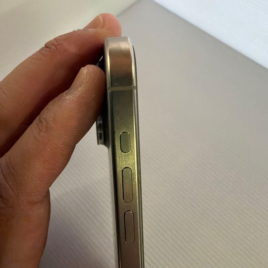 Apple iPhone 15promax ナチュラルチタニウム 1TB 本体