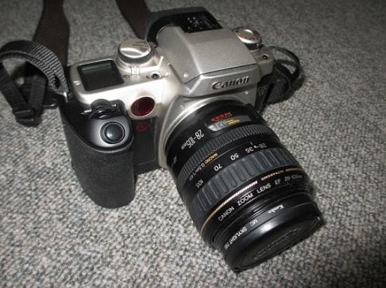 フィルムカメラ 一眼レフ ＥＯＳ５５ 別レンズ付属