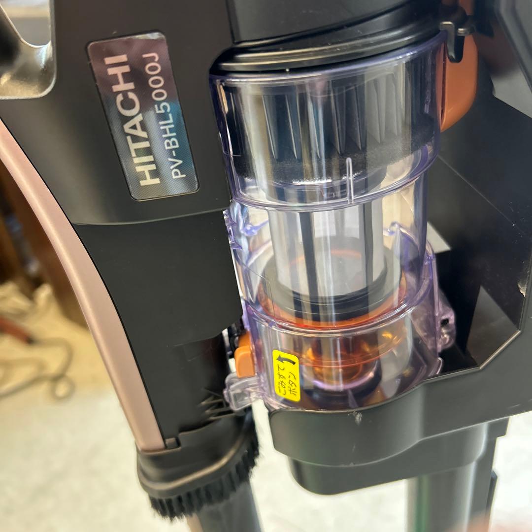 T HITACHI LEDライト付きスティッククリーナー PV-BHL5000J