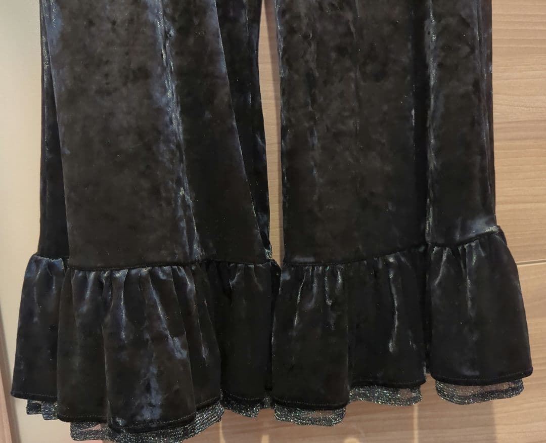 【土日のみ発送予定です】ニコアンド aimi ベロアパンチュ　Ｌサイズ　ブラック