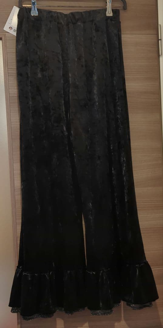 【土日のみ発送予定です】ニコアンド aimi ベロアパンチュ　Ｌサイズ　ブラック