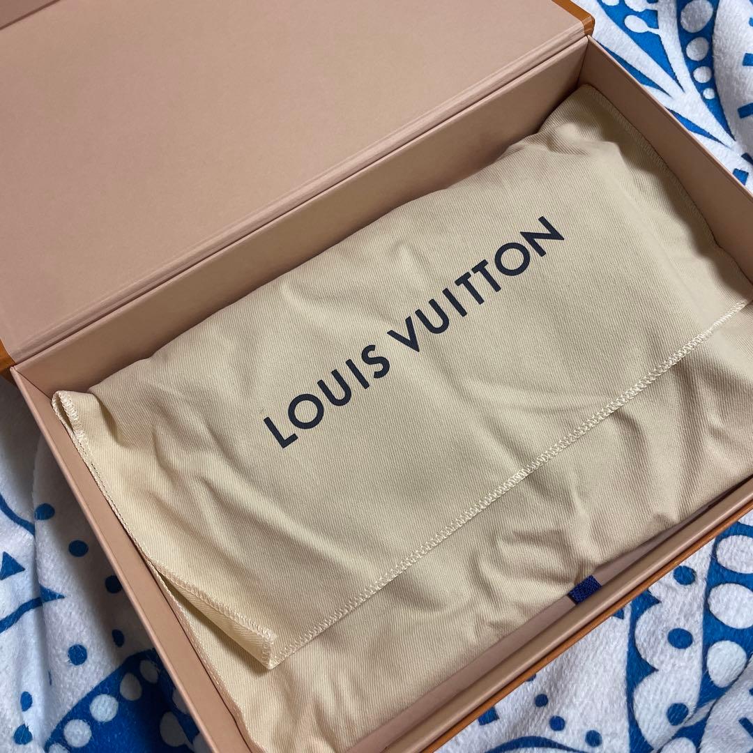 LOUIS VUITTONルイヴィトン　LV ヘッドライン グローブ　手袋
