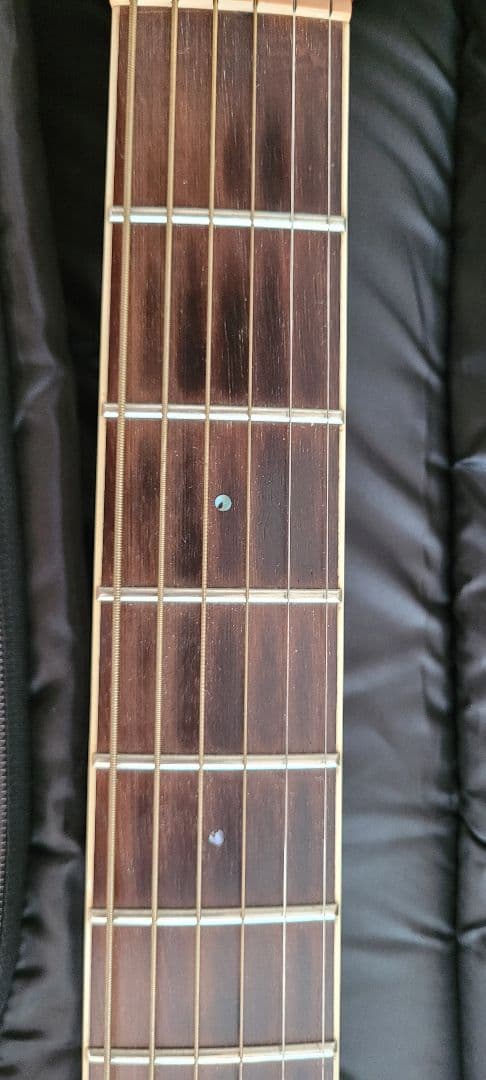 オベーションのエレアコギター CELEBRITY CC-44