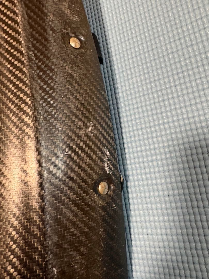 POC カーボン　レガース