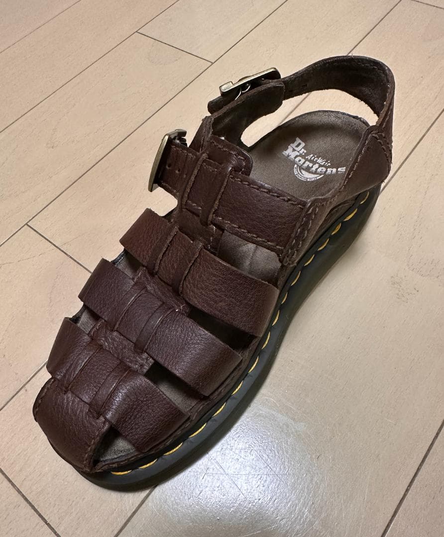 Dr Martens Wrenlie サンダル　ドクターマーチン