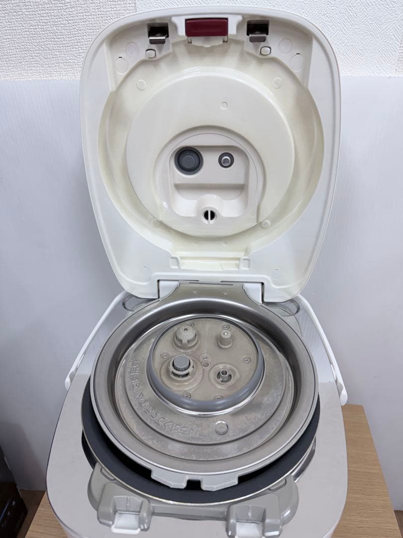 Panasonic 圧力IHジャー炊飯器 SR-PB108（2019年製）