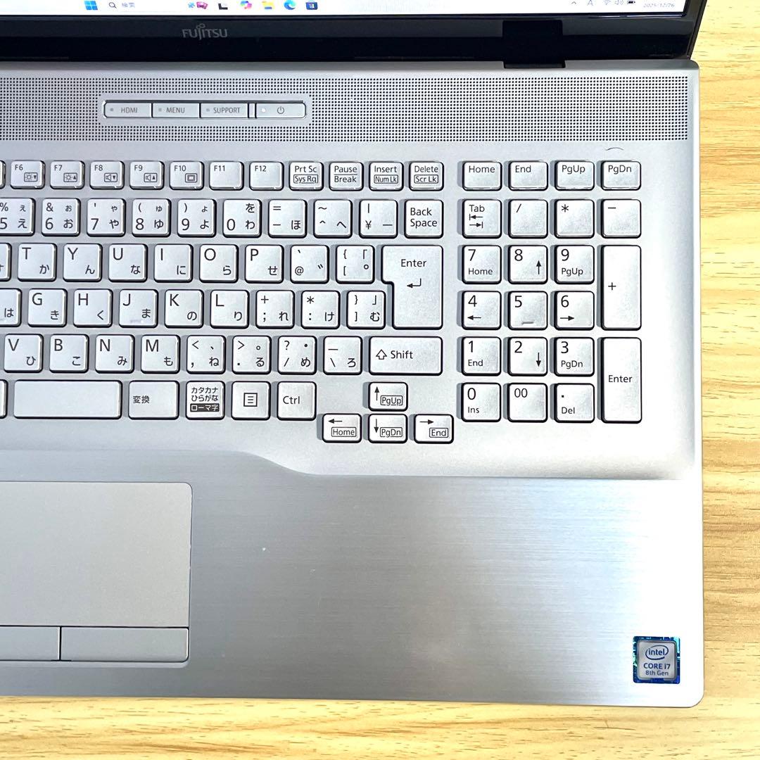 富士通 LIFEBOOK NH/Corei7/16GB/SSD512GB/BR