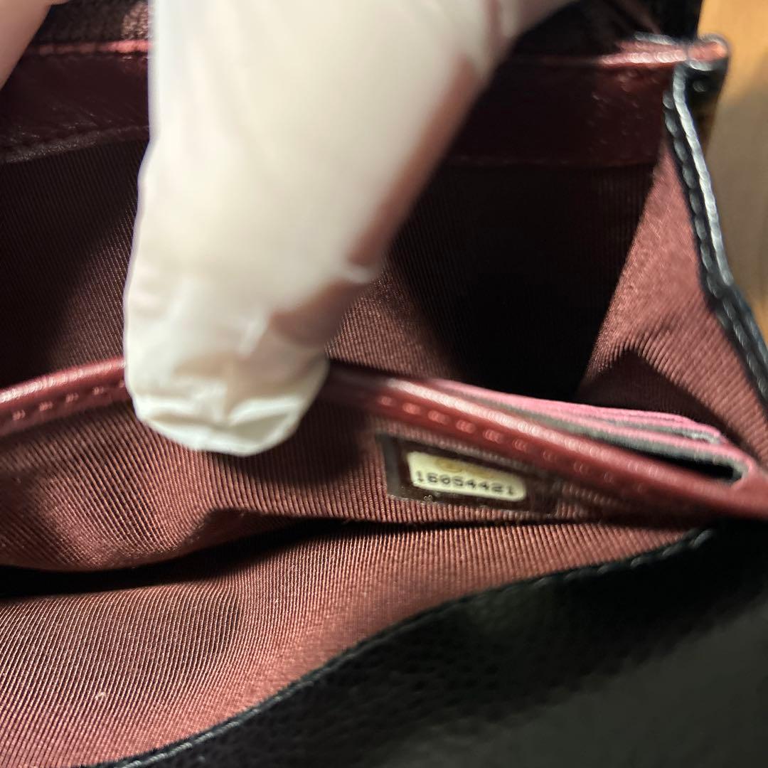 CHANEL キャビアスキン長財布