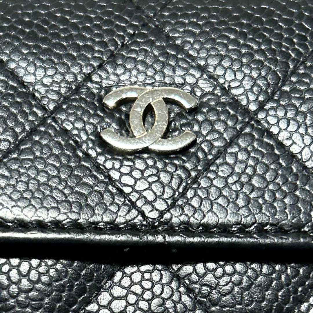 CHANEL キャビアスキン長財布