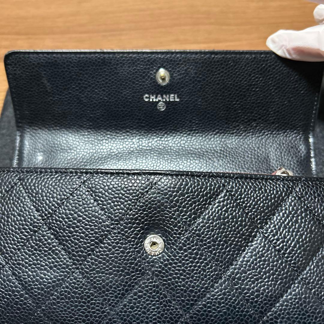 CHANEL キャビアスキン長財布