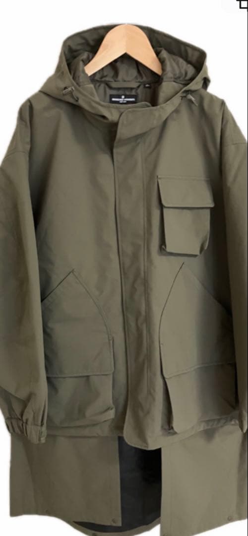 早い者勝ち　GU エンジニアードガーメンツ パデッドシェルパーカー　L