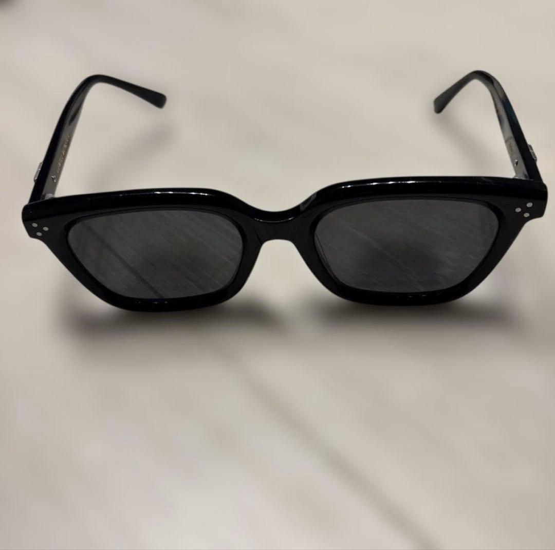 【爆撃】GENTLE MONSTER ブラック サングラス