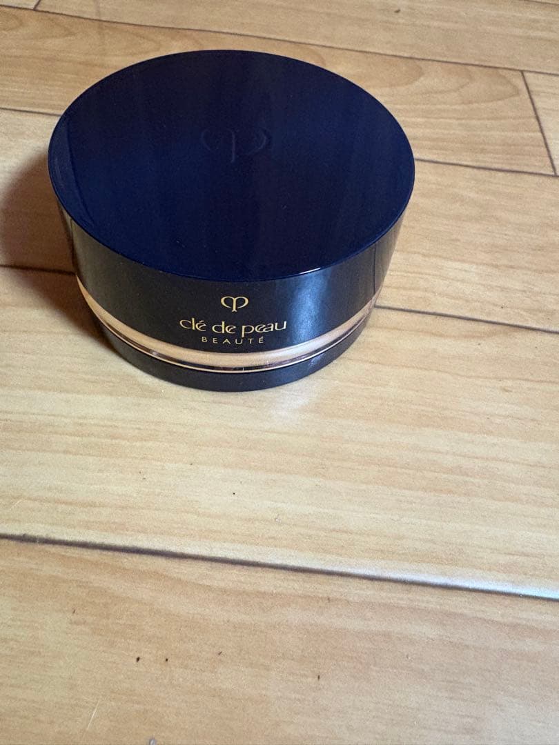 クレ・ド・ポー ボーテ グードル フェイスパウダー M #1