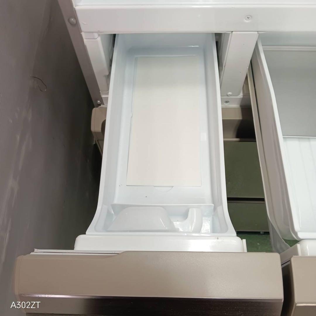 446 東芝大型冷蔵庫　400L強　小型　家庭用　自動製氷　右開き　ガラスパネル