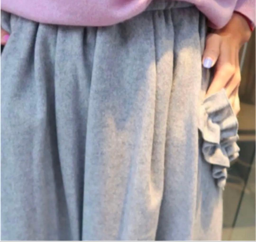 あゆさちん　フリルトップス　ロージーモンスター　フリルスカート