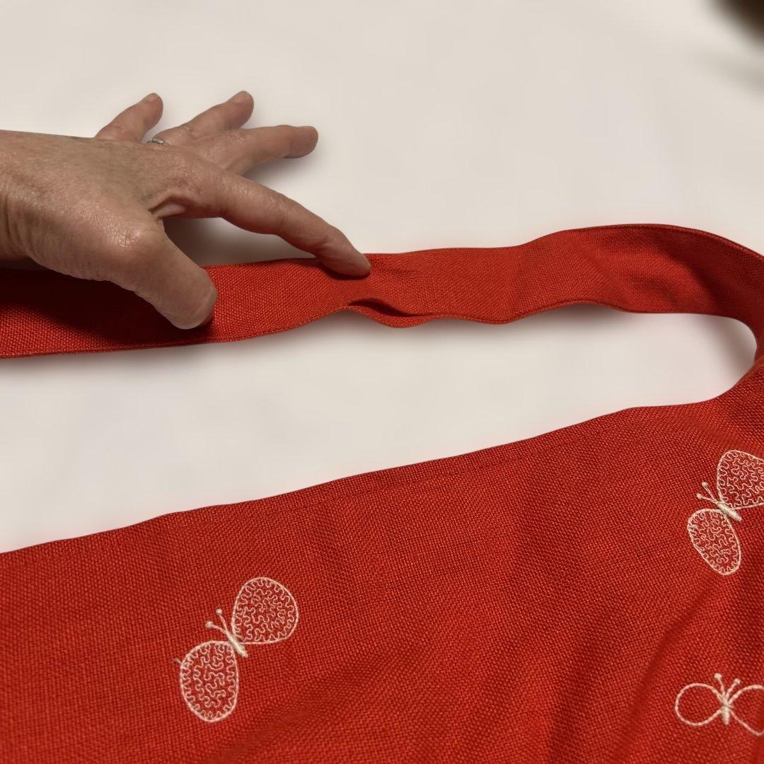 minä perhonen 蝶刺繍 ショルダーバッグ