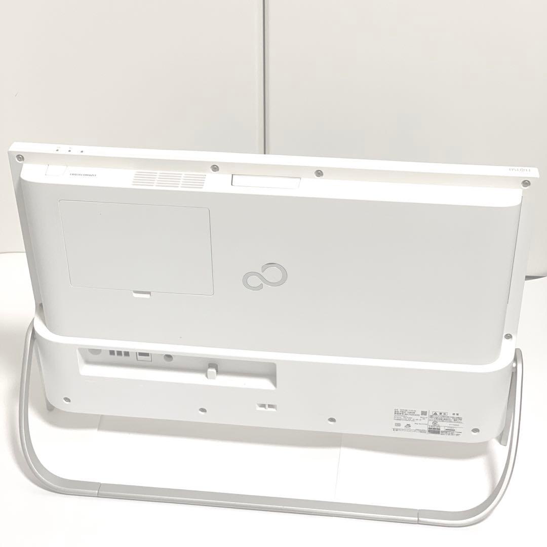 富士通一体型パソコンCore i7-7700HQ/4GB/1TB