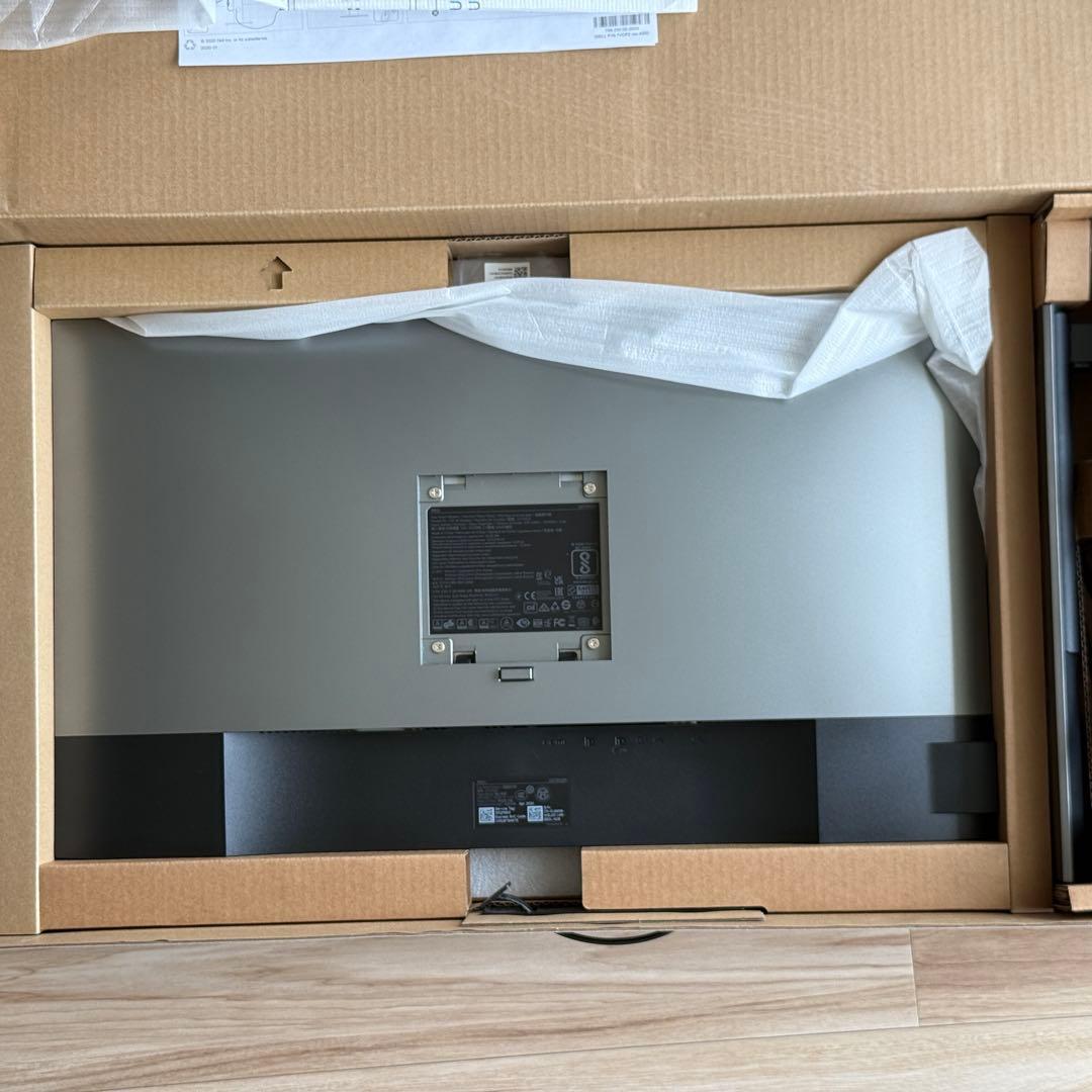 DELL 27型 4K USB-Cモニター U2720QM 美品 フル付属品