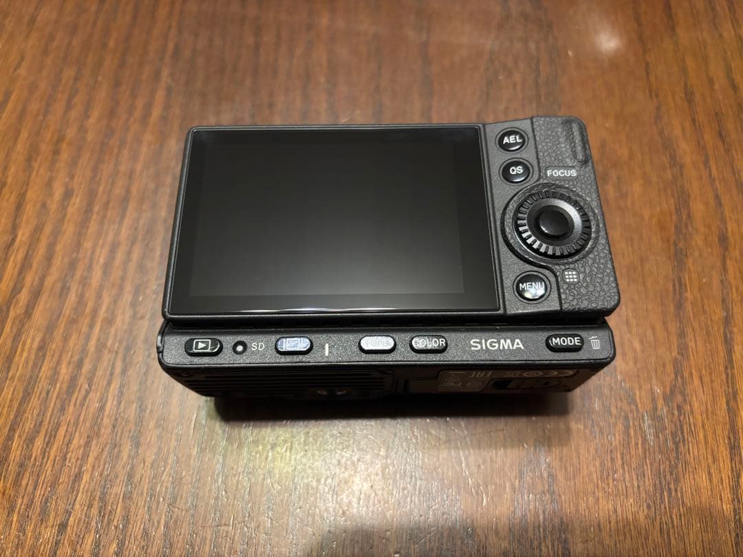 SIGMA fp ミラーレスカメラ