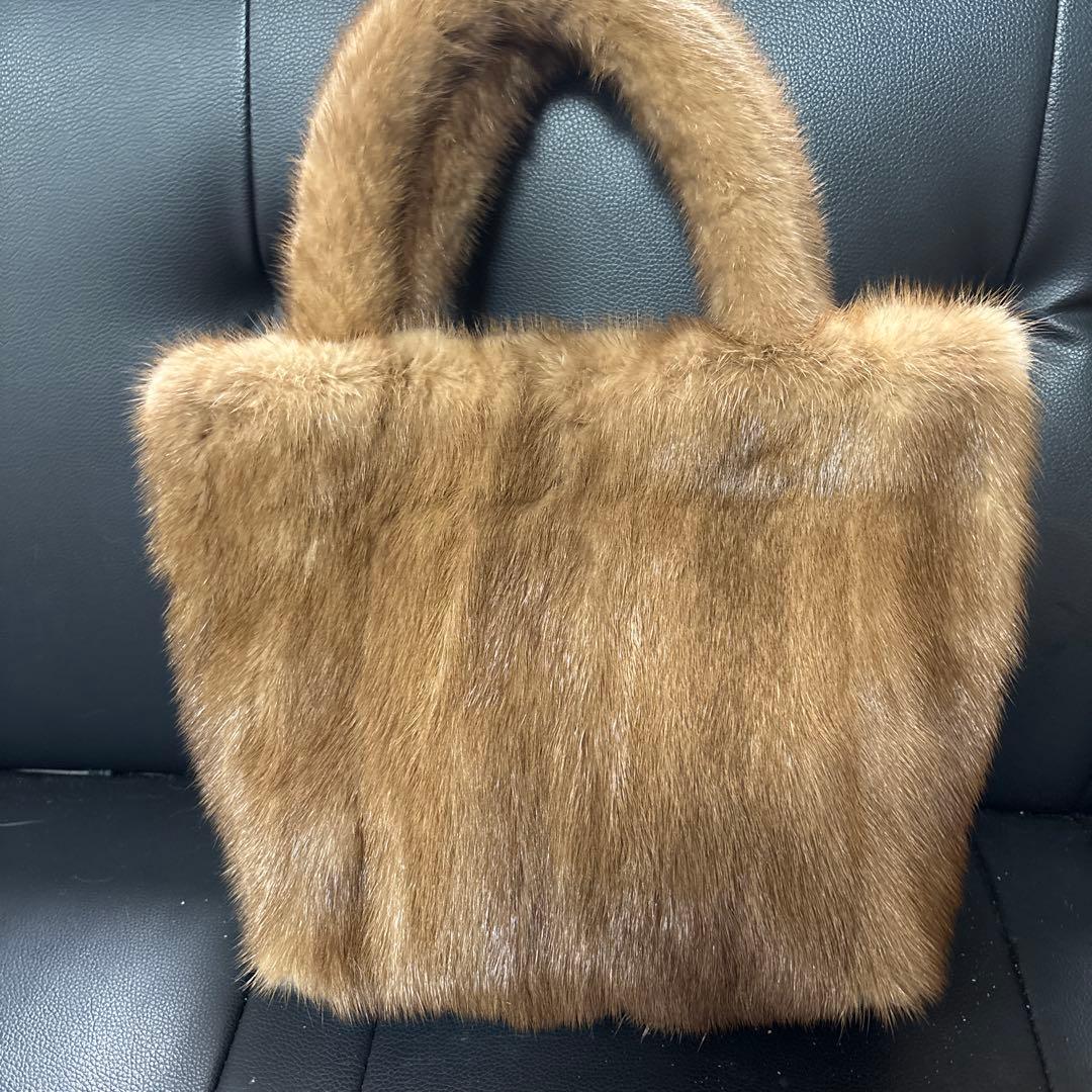 新品❣️ミンクリボン❣️可愛い❣️持ち手もミンク❣️ファーバッグ