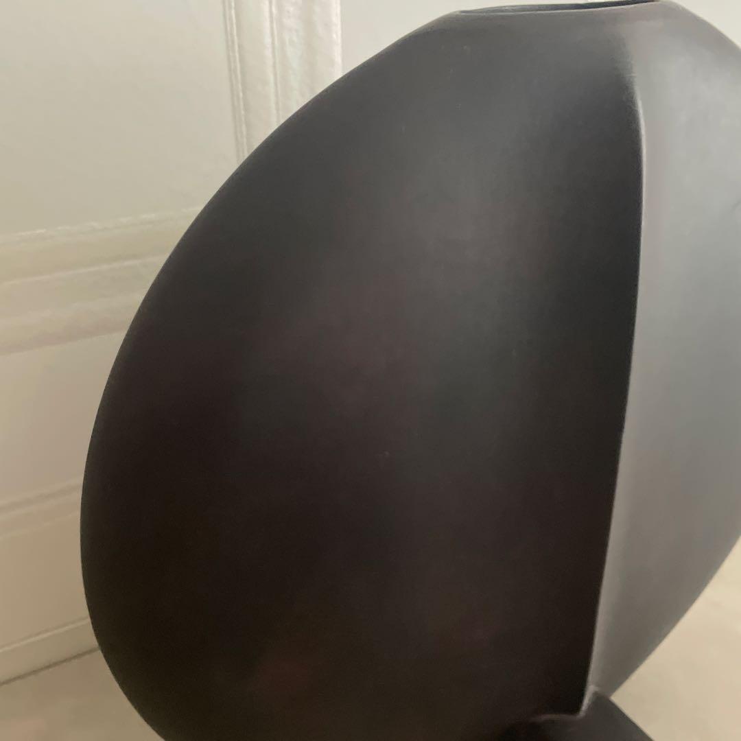 花瓶・フラワースタンド 101 Guggenheim Vase Big Coffee