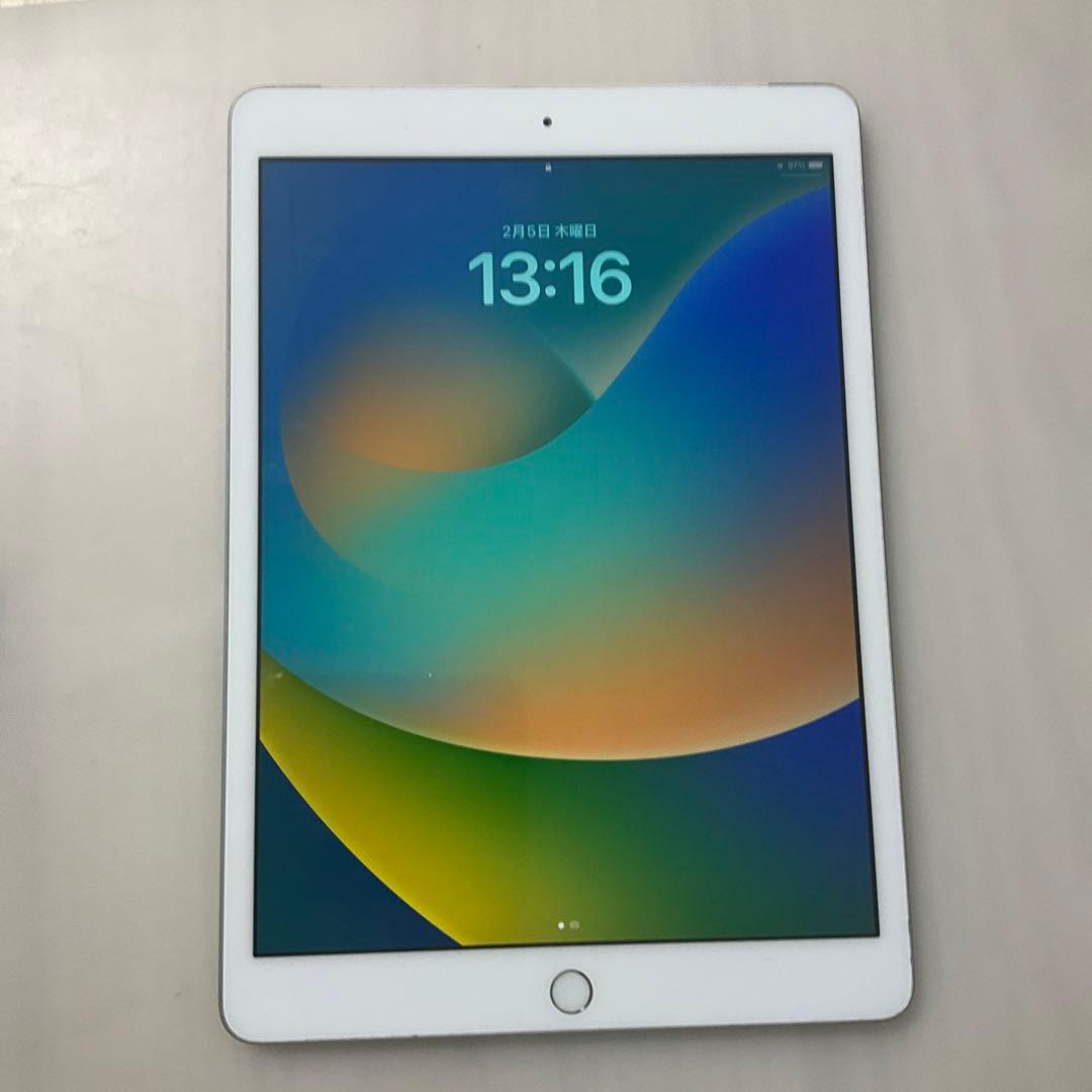 iPad 第8世代　32GB Wi-Fi➕cellular