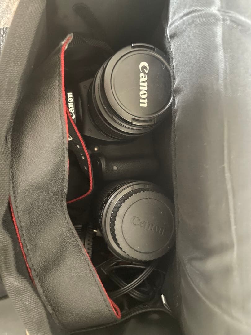 Canon EOS Kiss X5 デジタル一眼レフ 本体とレンズ2本