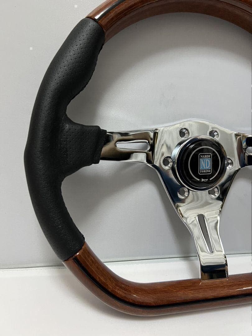 ナルディ　ステアリング　新品　社外品　D型　ウッド　ハンドル 社外品