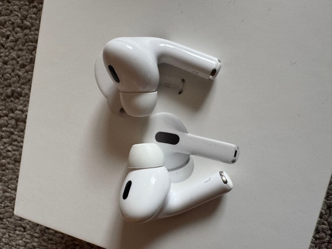 AirPods Pro 第2世代　タイプC 付属品・箱あり