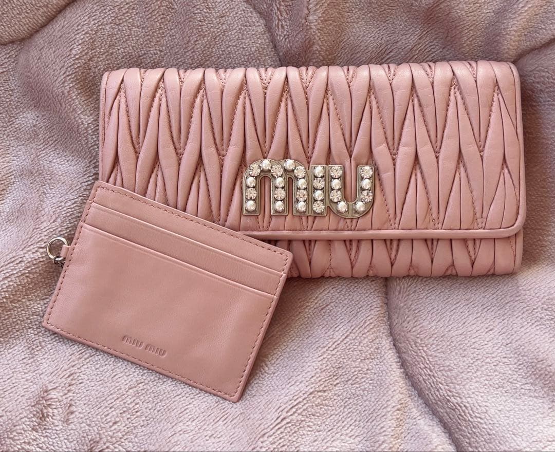 miumiu ビジュー 長財布 ピンク マテラッセ 2つ折り