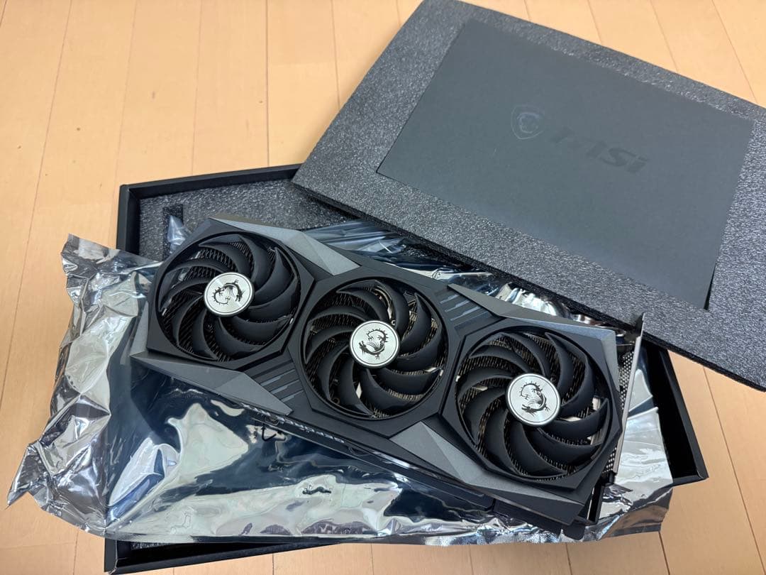 グラフィックボード・グラボ・ビデオカード msi RTX3090 GAMING X TRIO 24G