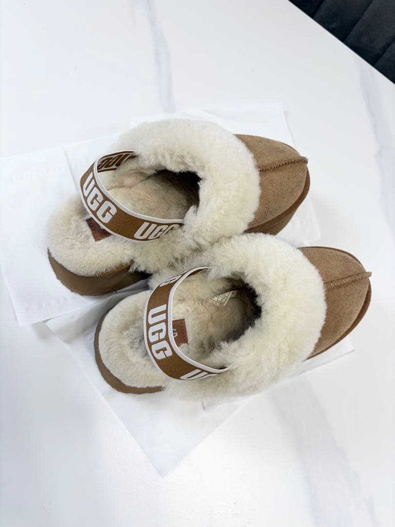 UGG ファンケット ムートンブーツ ブラウン