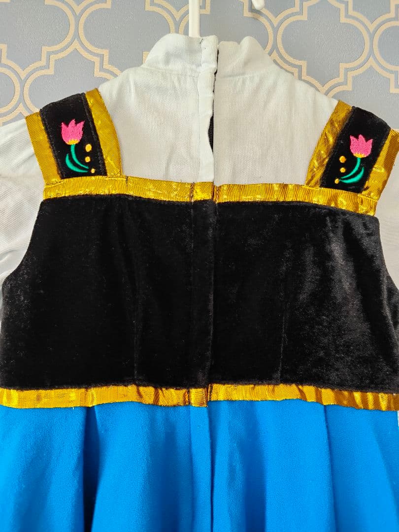 【ディズニー公式】ビビディ・バビディブティック、廃盤 アナ雪、アナ衣装、ドレス、