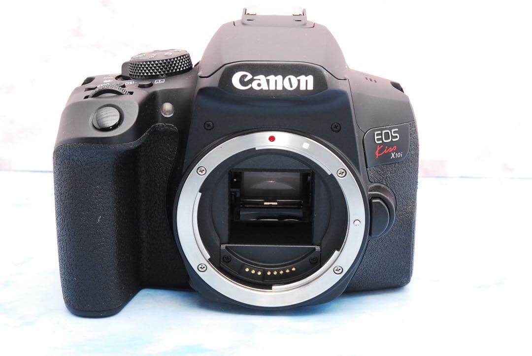 Canon Kiss X10i☆超高性能☆一眼レフカメラ☆スマホ転送OK☆