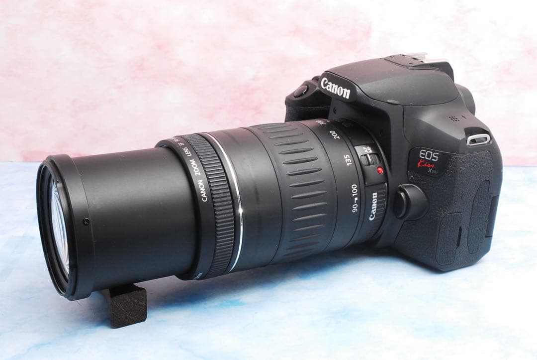 Canon Kiss X10i☆超高性能☆一眼レフカメラ☆スマホ転送OK☆