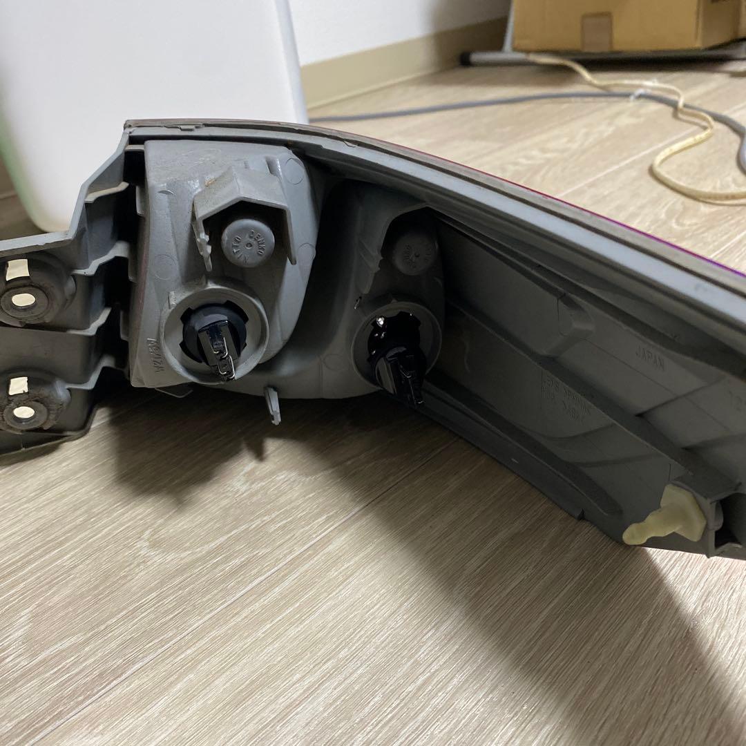 rb3オデッセイ　テールランプ社外