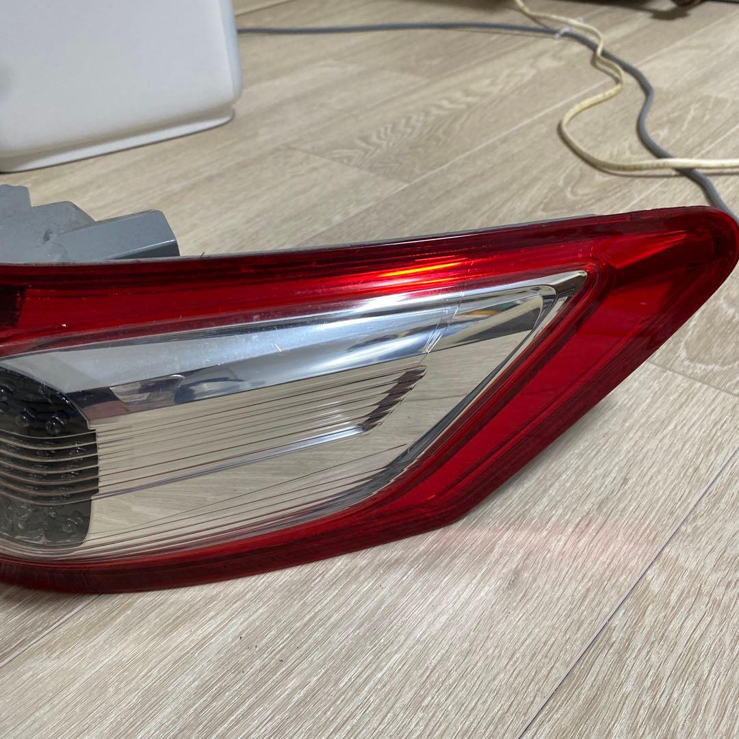 rb3オデッセイ　テールランプ社外