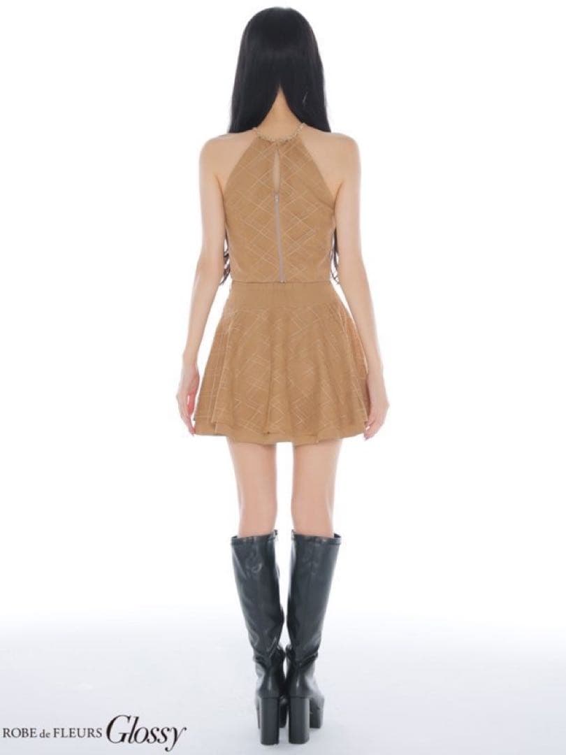 ROBE de FLEURSベージュ ハイネック ミニドレス