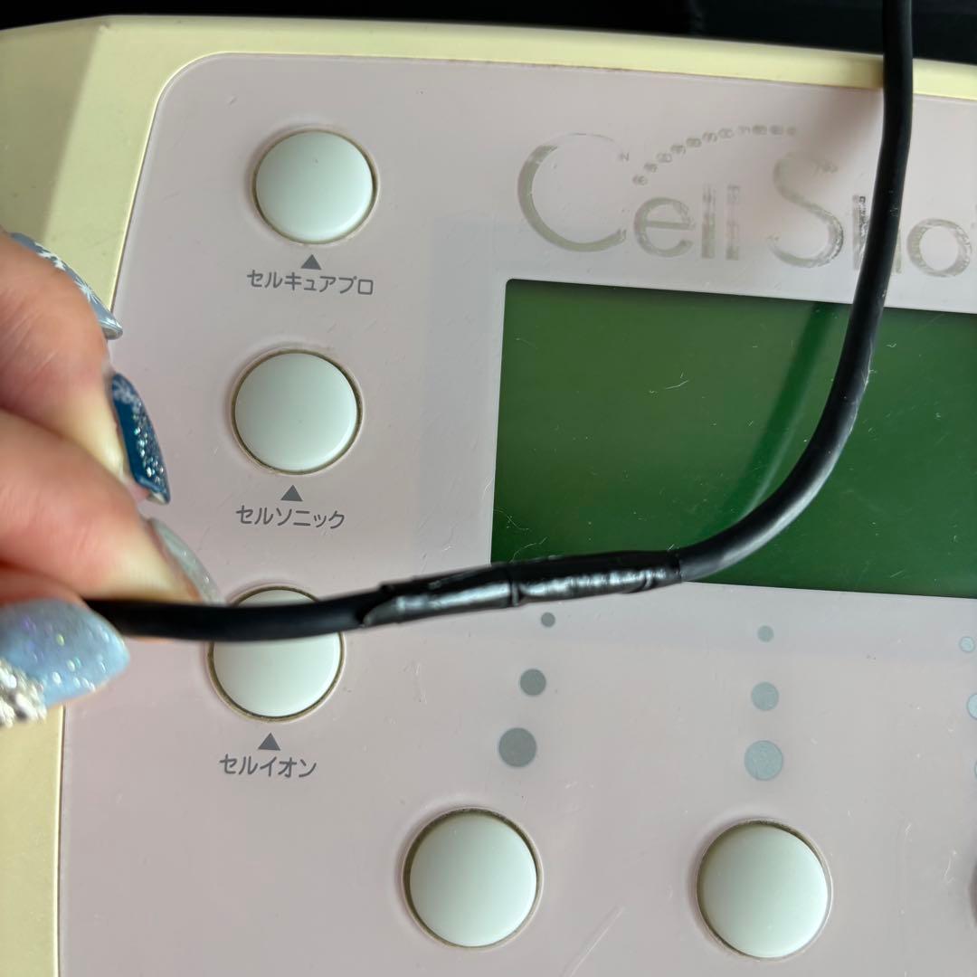 家庭用美顔器　セルショット　cellshot