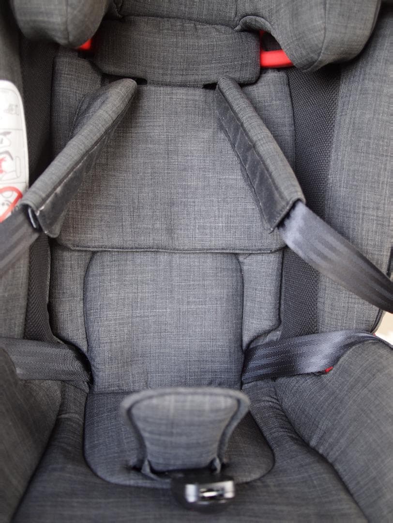ベース付き JOIE チャイルドシート Stages ISOFIX ジョイー