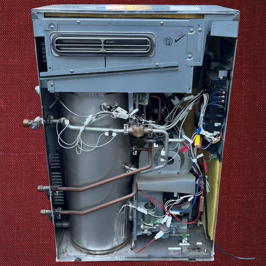 中古品　石油ボイラー 株式会社ノーリツ OTX-H405SAYSV、2017年製