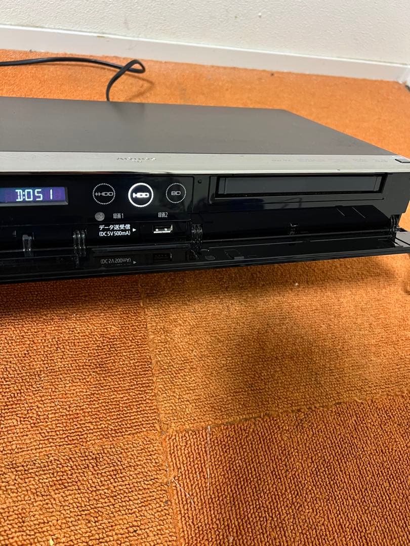 シャープ AQUOS BD-W560 ブルーレイレコーダー