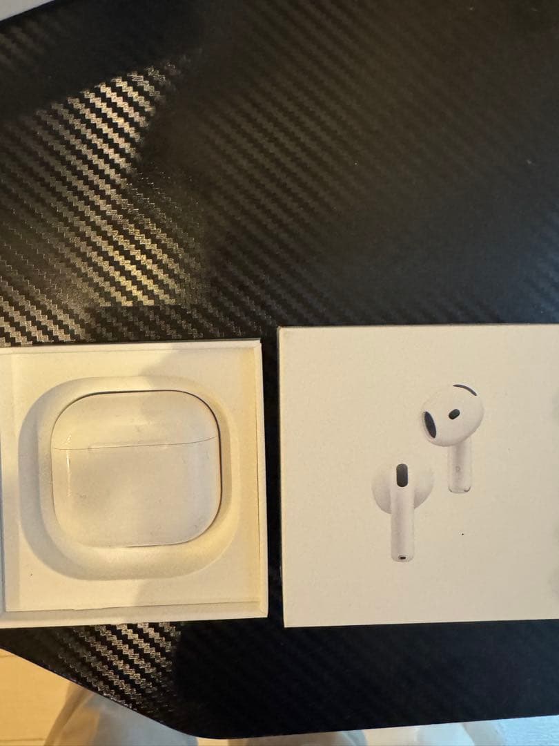 AirPods (第4世代) ホワイト 本体