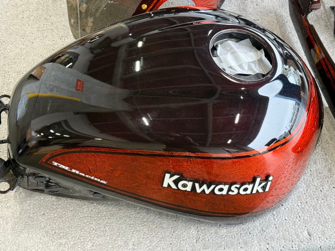 Z900RS カフェレーサー 外装セット　タンク　アッパーカウル　火の玉