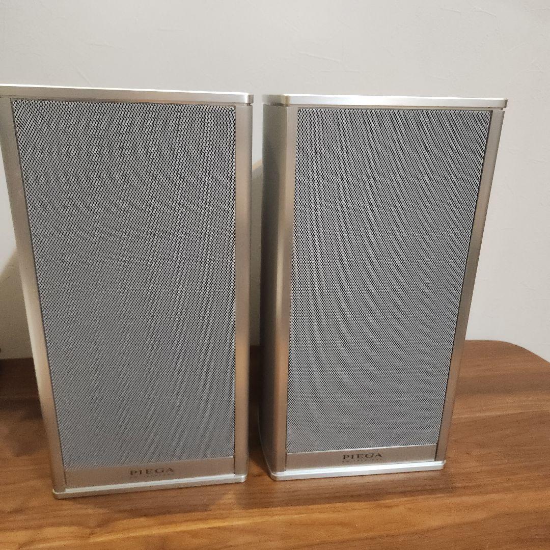 PIEGA製ブックシェルフスピーカ　PREMIUM 301 Silver　ペア