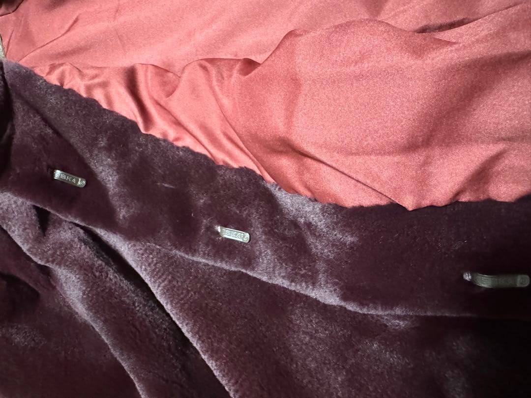 エンバ　EMBA 毛皮　ホワイトミンク Mサイズ　ワインレッド系　ファーコート