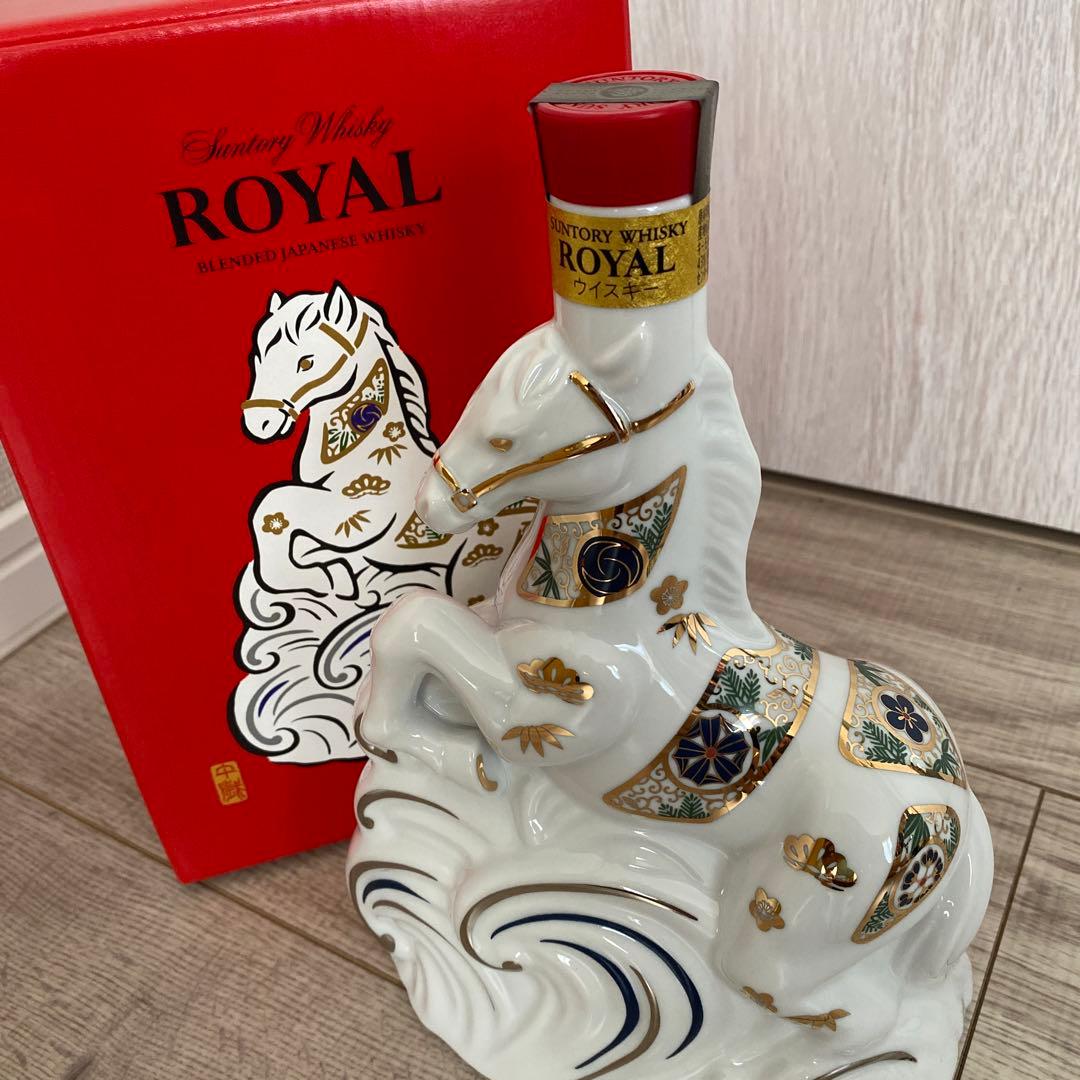 サントリー ローヤル 午歳 干支ボトル 2026年 馬年 新品