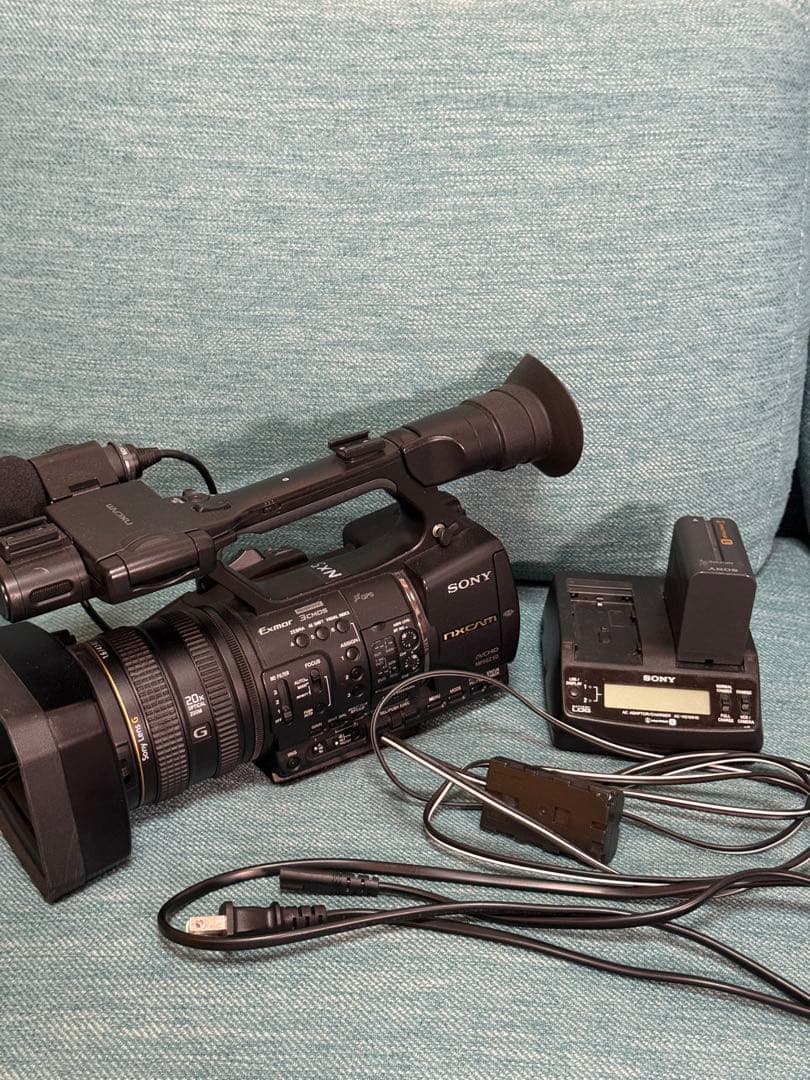 ち*ん様 【美品】SONY HXR-NX5J NXCAMカムコーダー　値下げ可能