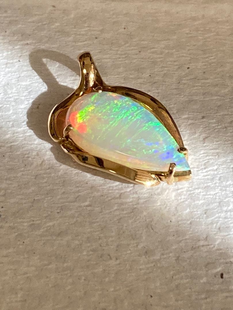 M*i様 k14 オパール　ネックレストップ